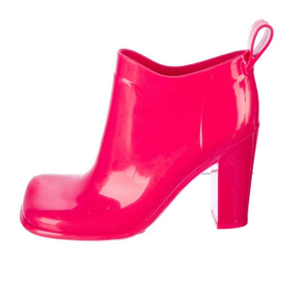 Bottega Veneta Stylish Pink Rain Boots- size 38